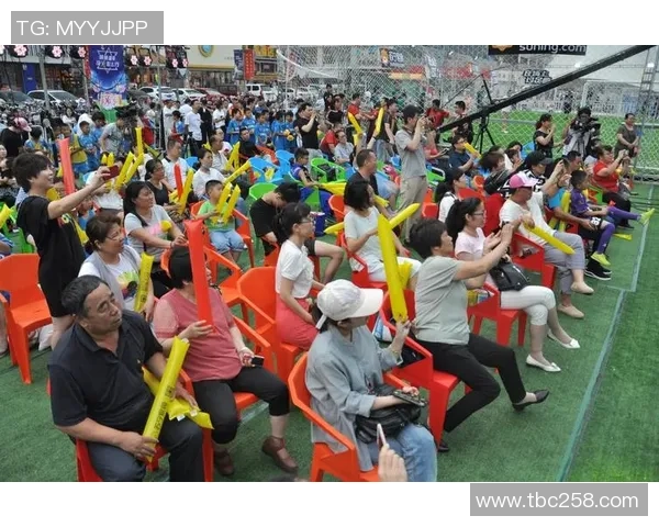 西安足球全明星赛盛况空前球迷热情高涨共庆足球盛宴